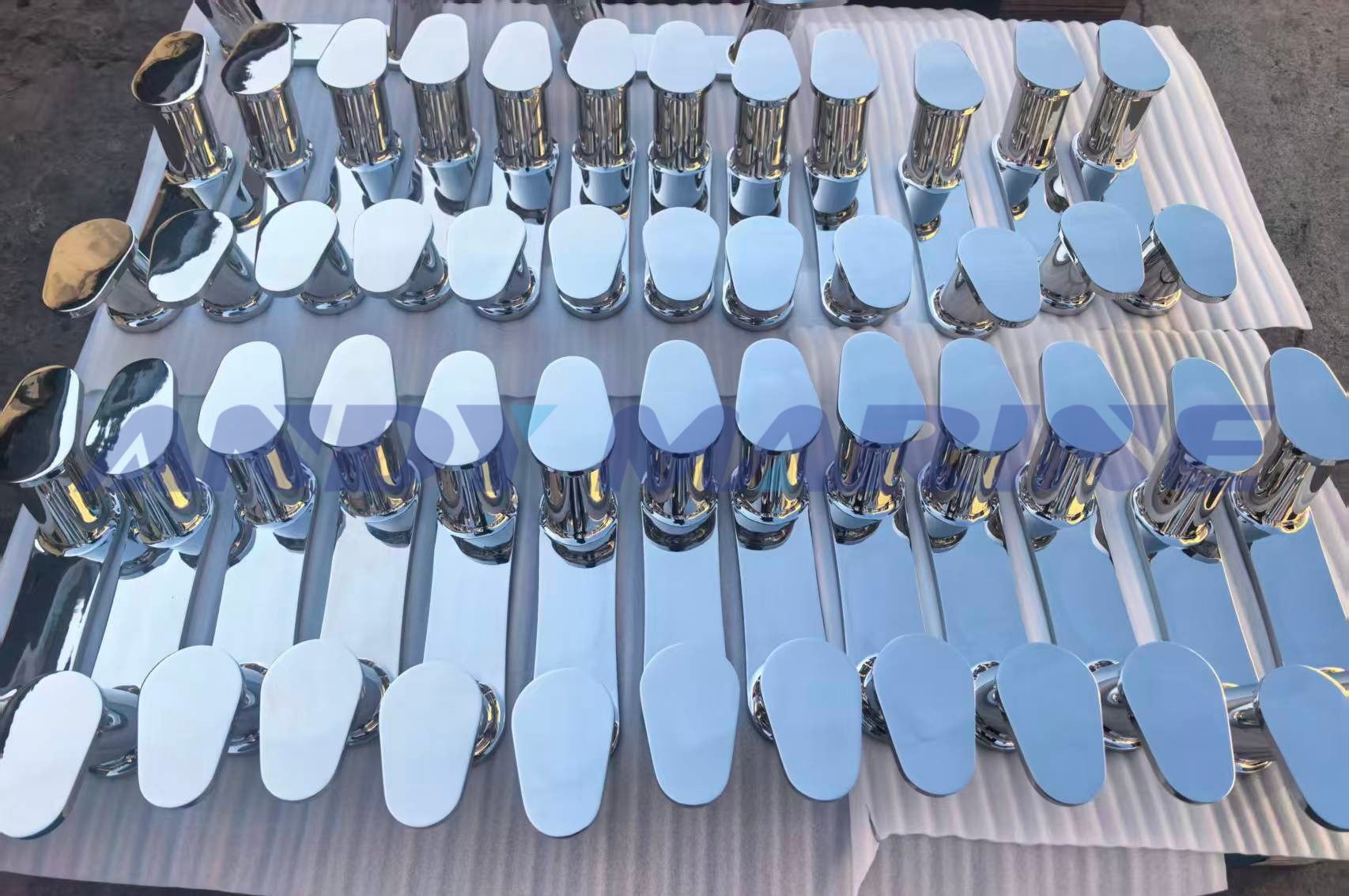 Matagumpay na Naihatid ni Andy Marine ang High-Performance na 316 Stainless Steel Bollard